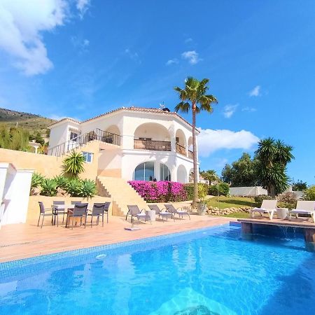 Villa Del Sol بينالماذينا المظهر الخارجي الصورة