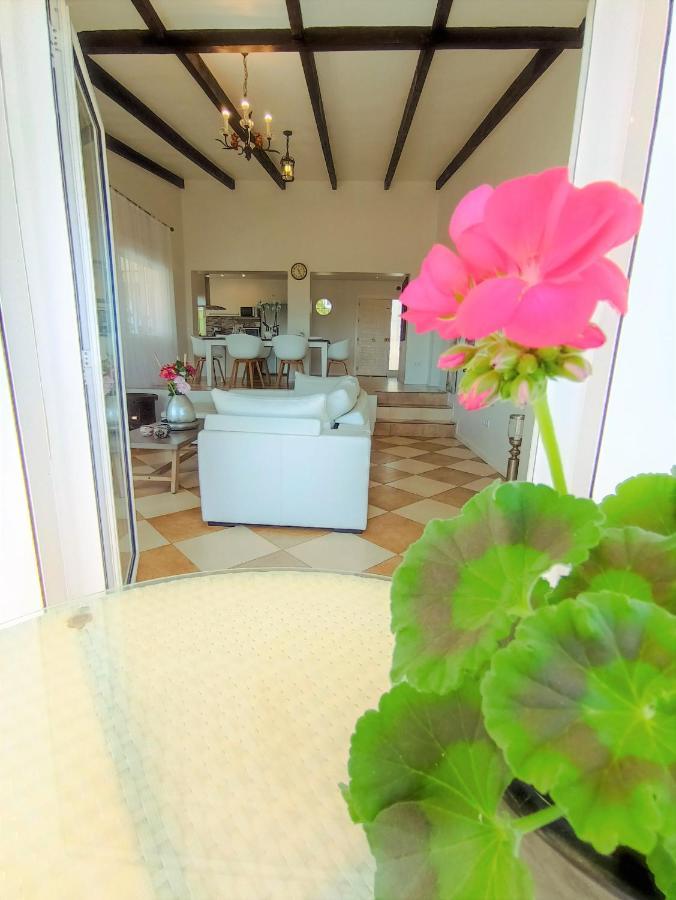 Villa Del Sol بينالماذينا المظهر الخارجي الصورة
