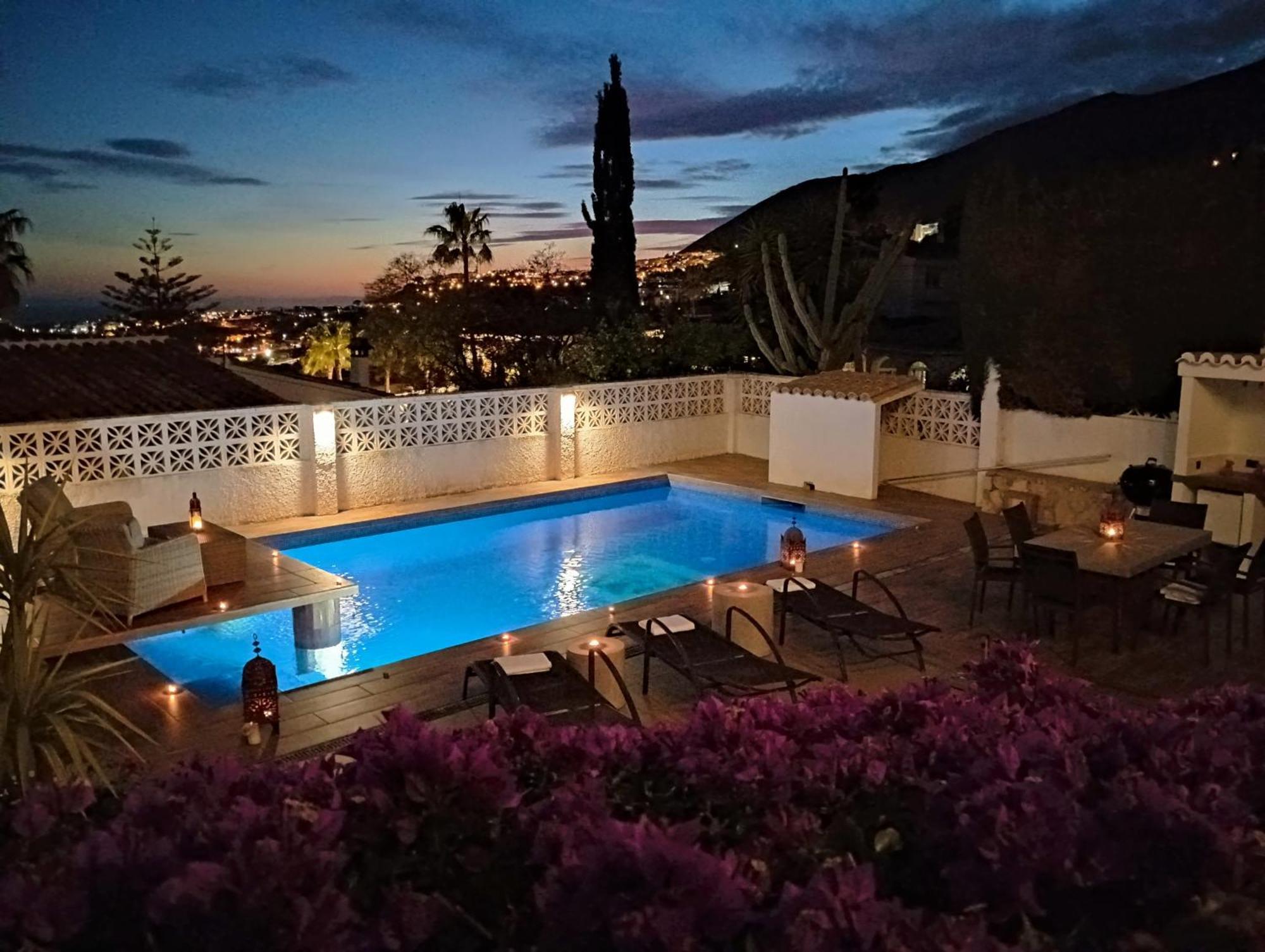 Villa Del Sol بينالماذينا المظهر الخارجي الصورة